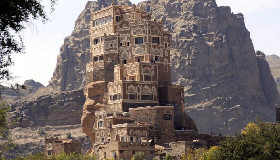 Dar al-Hajar (Rock Palace), Wadi Dhahr, near Sana'a, Yemen
